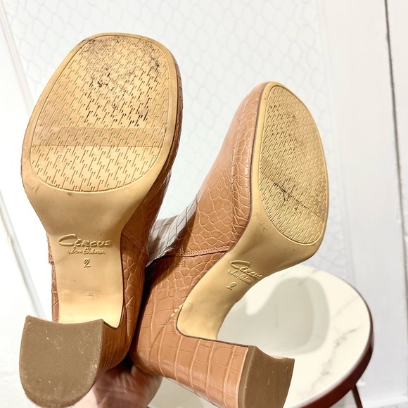 Circus by Sam Edelman Tan Croc-Embossed Heeled Boots - Picture 6 of 9